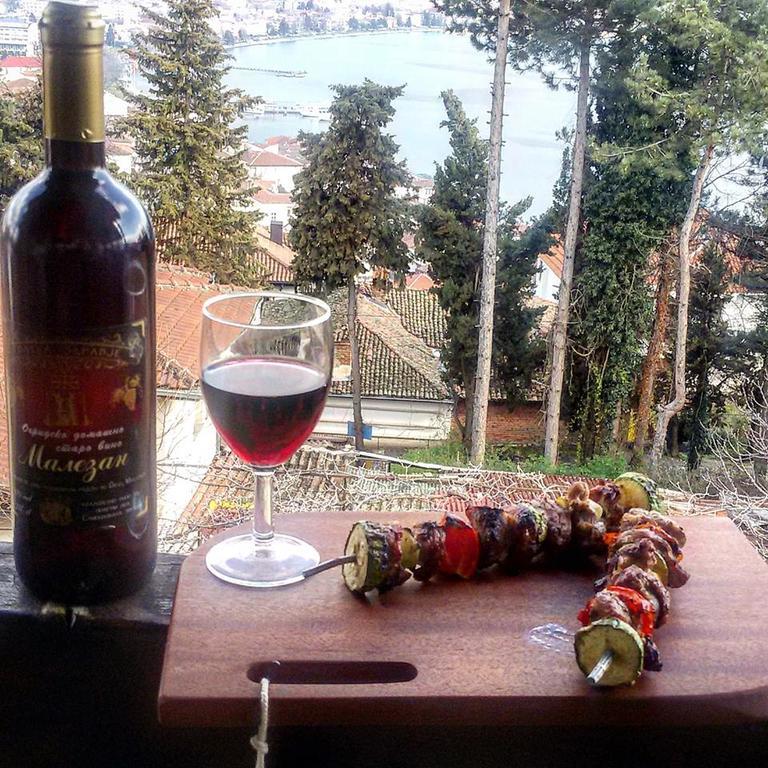 Chardak Apartments Ohrid Bagian luar foto